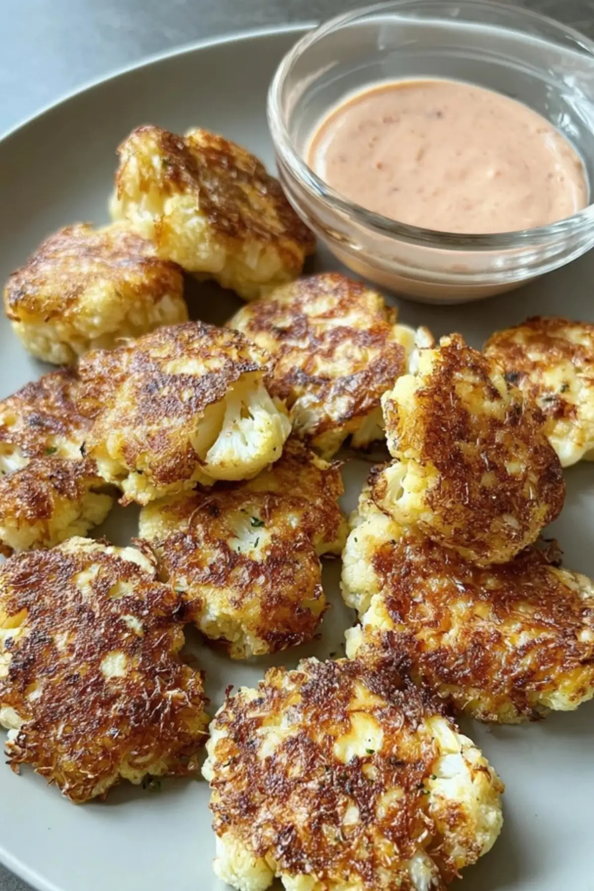 Cheesy Cauliflower Bites