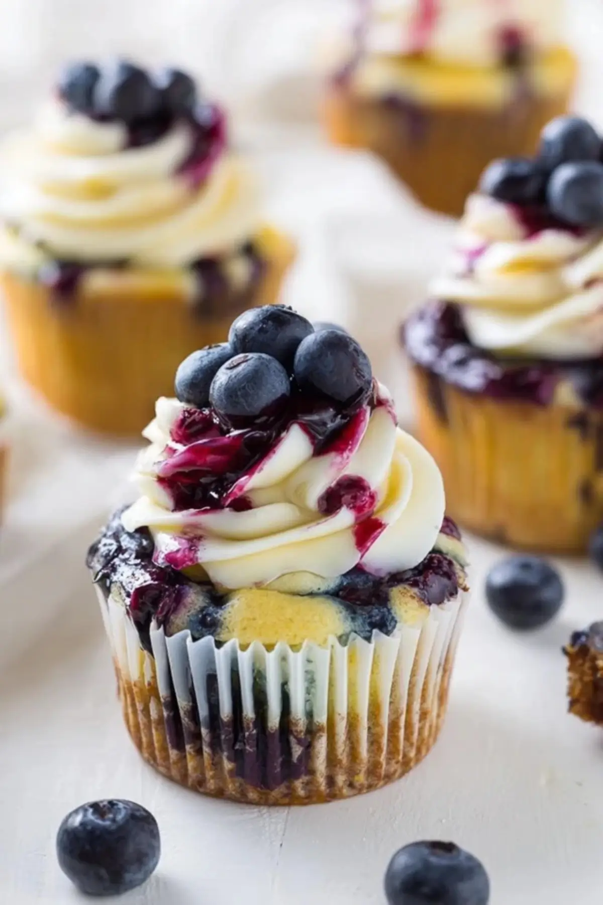 white chocolate blueberry cheesecake cupcakes