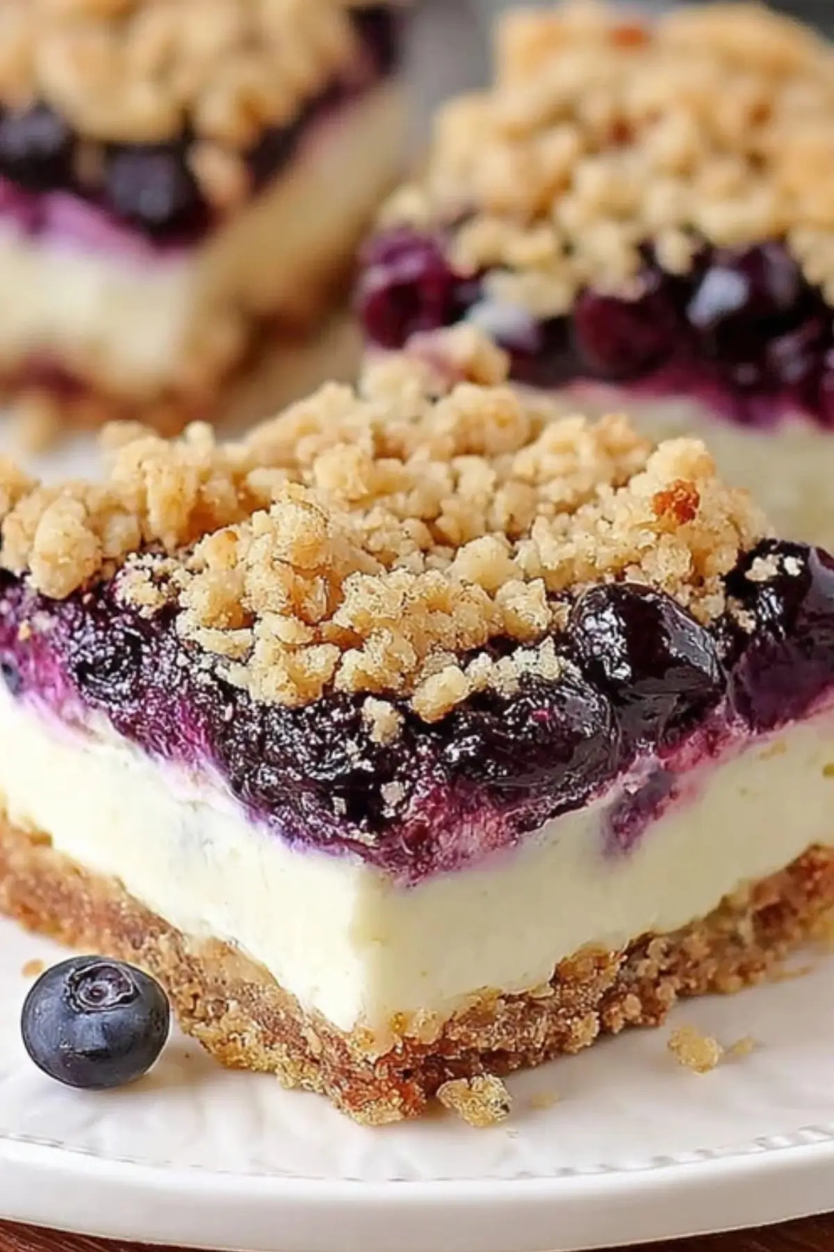 Blueberry Crisp Cheesecake Bars