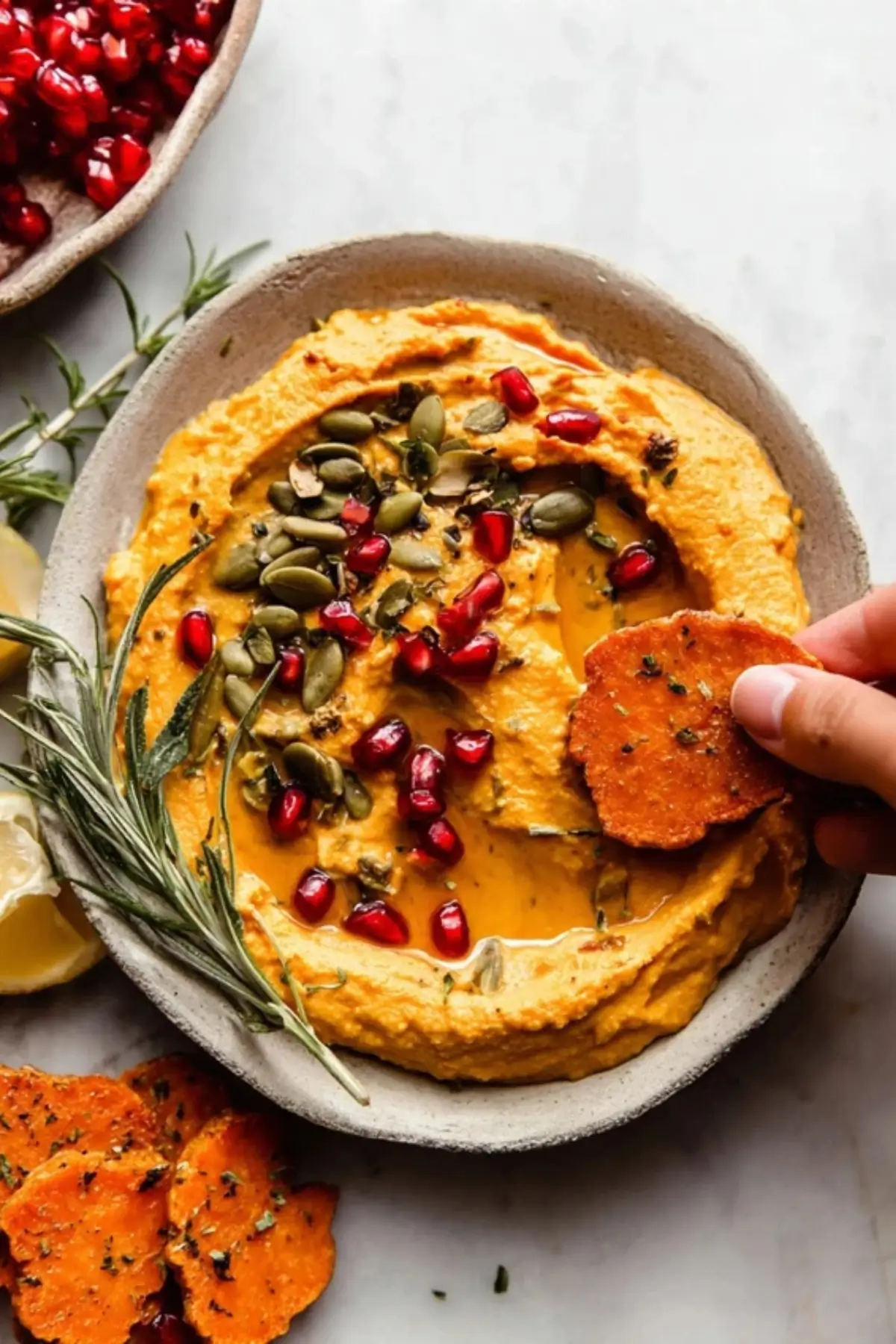 Creamy Pumpkin Hummus