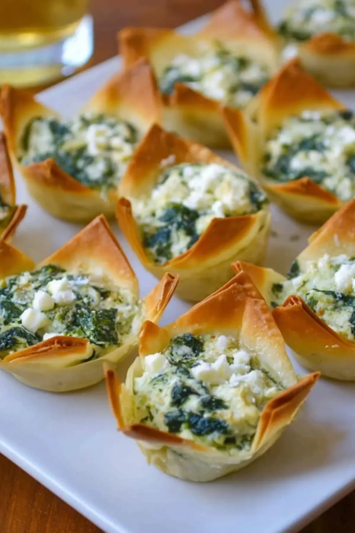 Spinach-Artichoke Dip Wonton Cups
