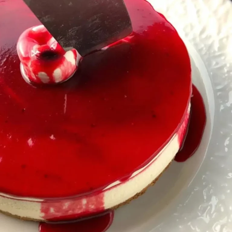 Bloody Good Halloween Cheesecake