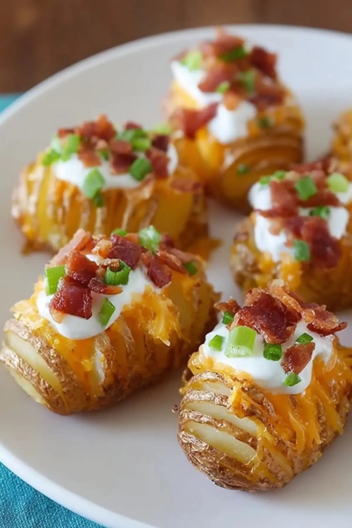 Crispy Loaded Hasselback Potato Bites