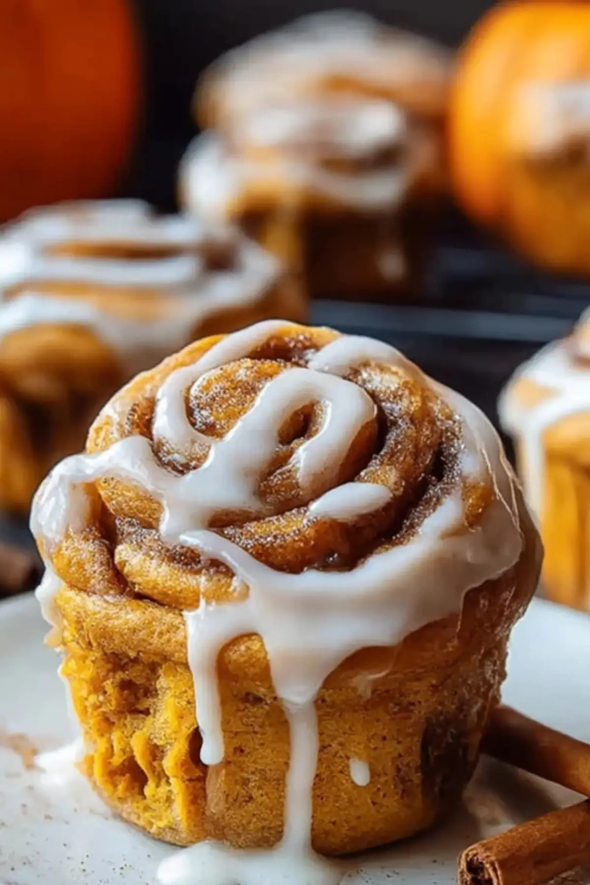 Pumpkin Cinnamon Roll Muffins