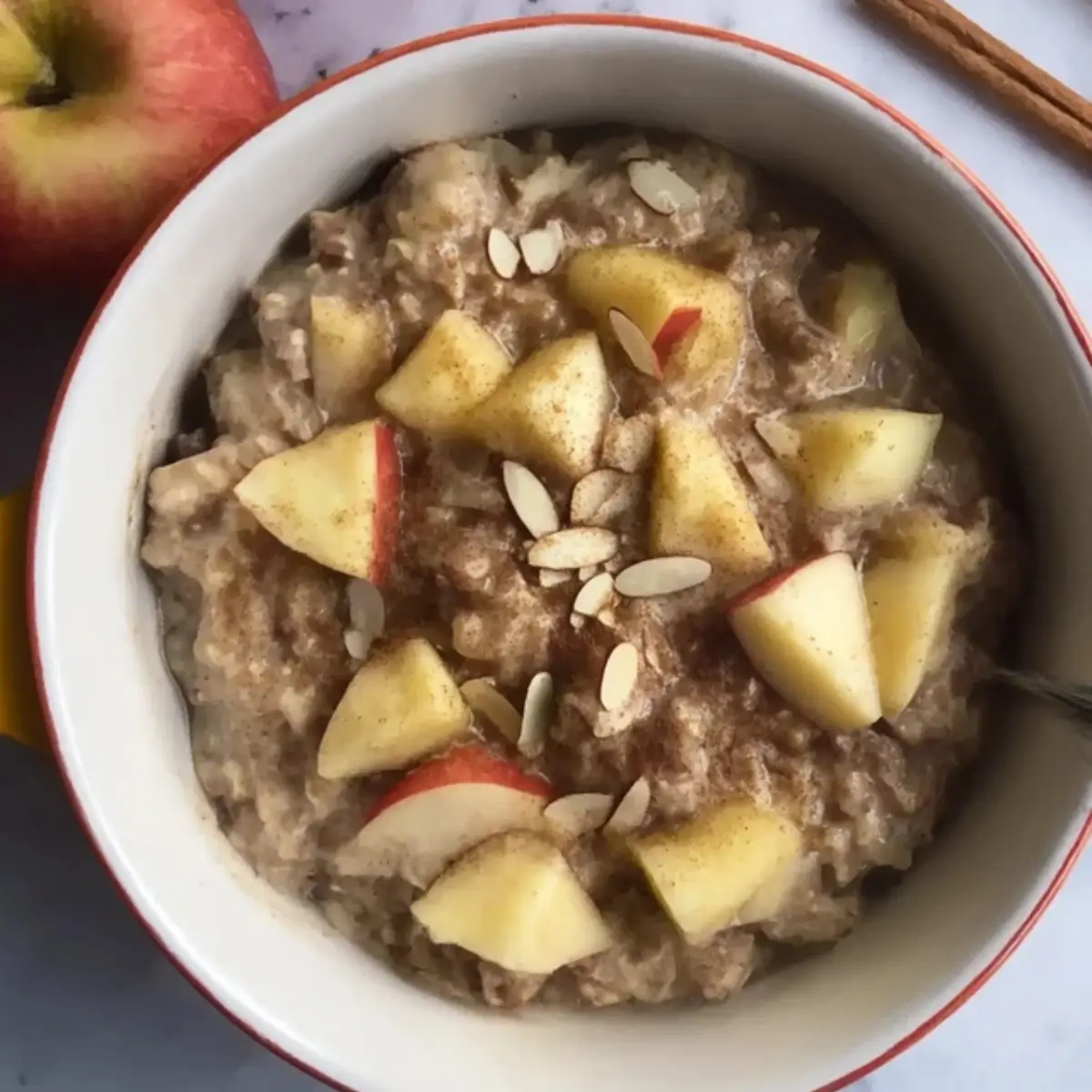Apple and Cinnamon Porridge