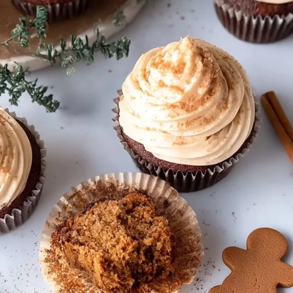 Gingerbread Latte Cupcakes