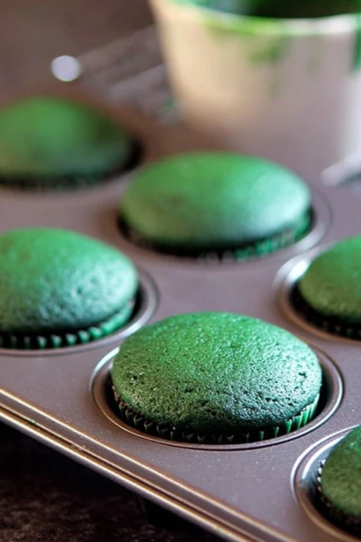 Green Velvet Cake And Cupcakes