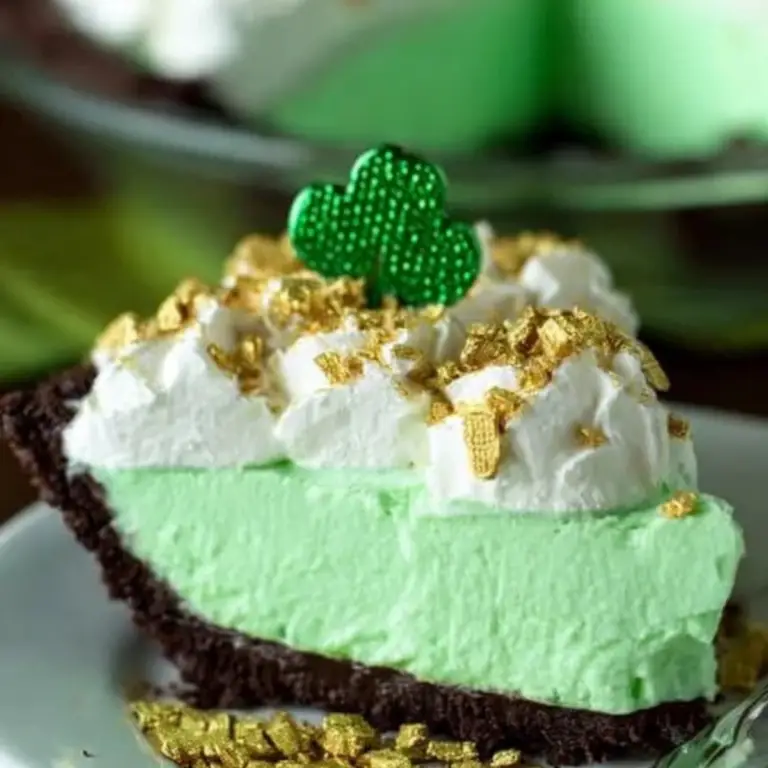 Shamrock Mint Chocolate Pie (5)