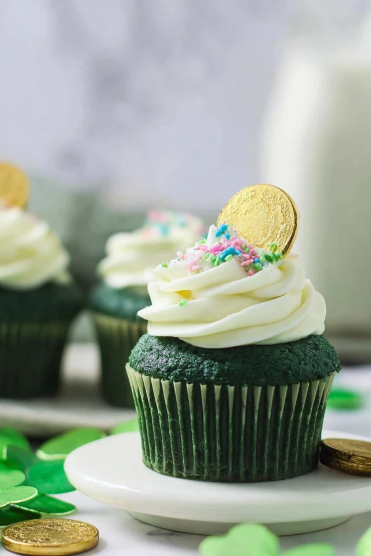 Green Velvet Cupcakes (1)
