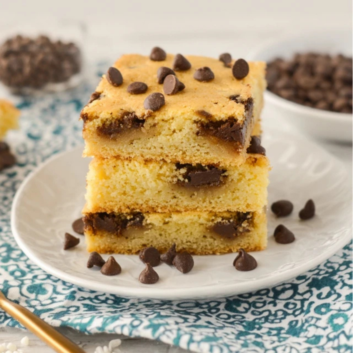Cake Mix Chocolate Chip Cookie Bars