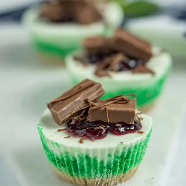 No Bake Mini Cheesecakes